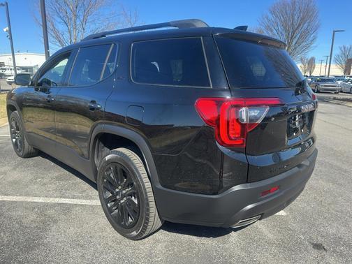 2023 GMC Acadia FWD SLT