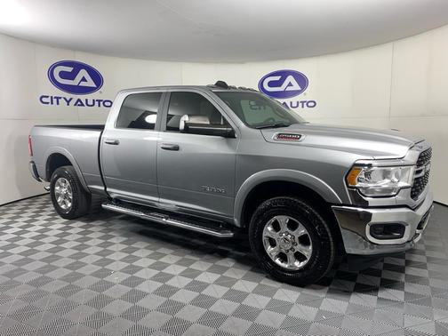 2022 RAM 2500 Big Horn Crew Cab 4x2 6'4' Box