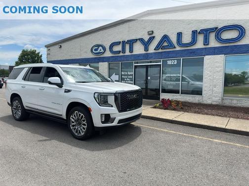 White Frost Tricoat 2023 GMC Yukon Denali Ultimate