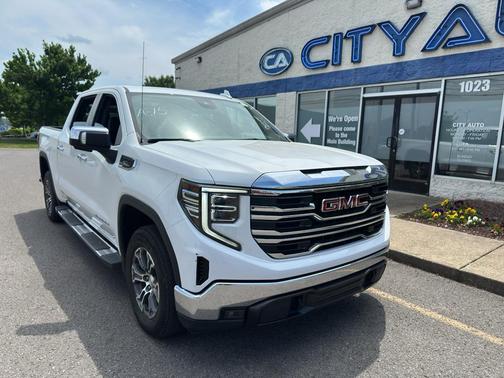 Summit White 2024 GMC Sierra 1500 SLT