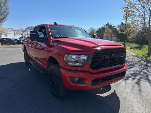 2024 RAM 2500 Big Horn Crew Cab 4x4 6'4' Box