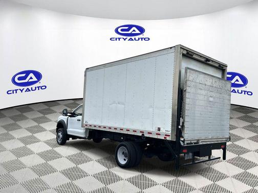 Oxford White 2024 Ford F-450 XL