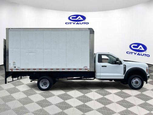 Oxford White 2024 Ford F-450 XL