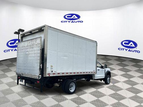 Oxford White 2024 Ford F-450 XL