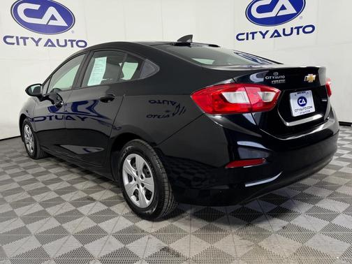 2017 Chevrolet Cruze LS