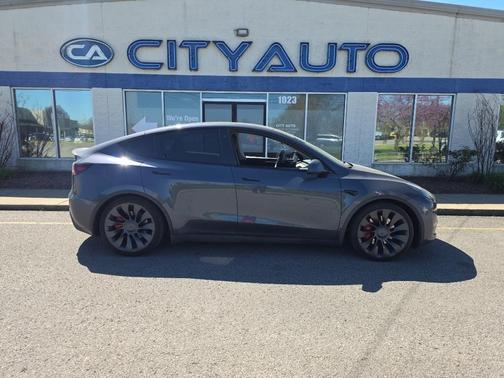 GRAY 2023 Tesla Model Y Performance Dual Motor All-Wheel Drive