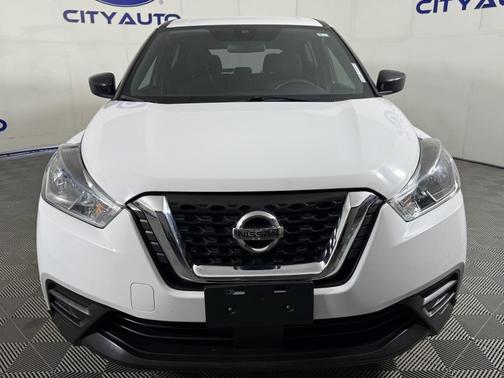 2020 Nissan Kicks S