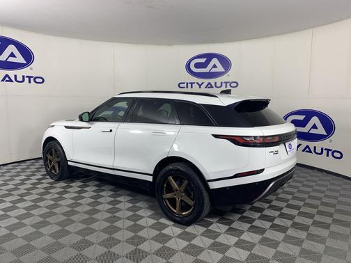 Fuji White 2018 Land Rover Range Rover Velar D180 SE R-Dynamic