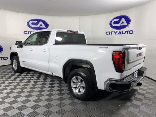 2022 GMC Sierra 1500 SLE