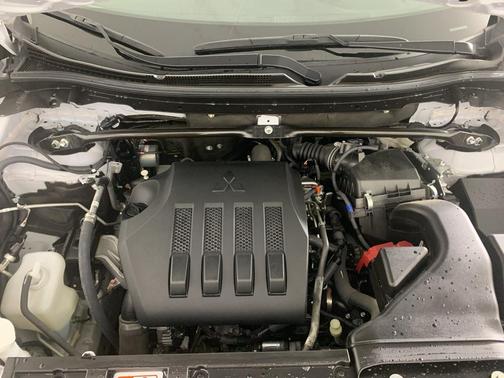 2024 Mitsubishi Eclipse Cross SE