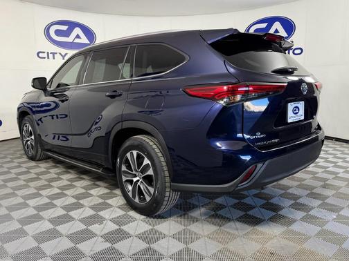 2020 Toyota Highlander Hybrid XLE
