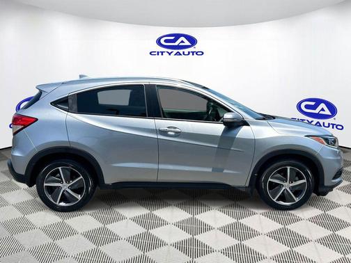 Lunar Silver Metallic 2021 Honda HR-V EX-L