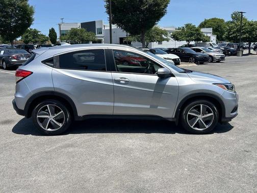 Lunar Silver Metallic 2021 Honda HR-V EX-L