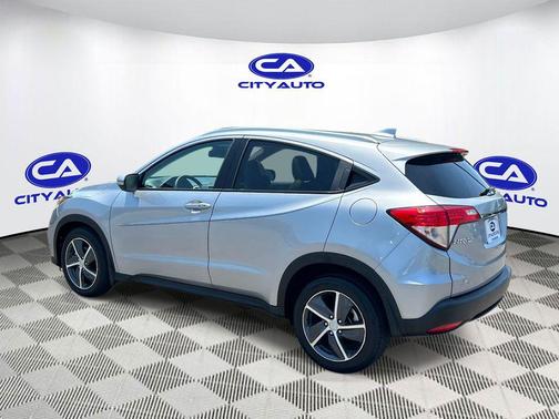 Lunar Silver Metallic 2021 Honda HR-V EX-L