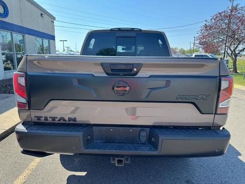 Baja Storm 2020 Nissan Titan PRO-4X