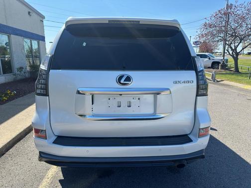 Eminent White Pearl 2023 Lexus GX 460 Luxury