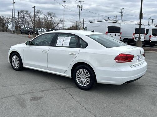 2014 Volkswagen Passat 2.5L S