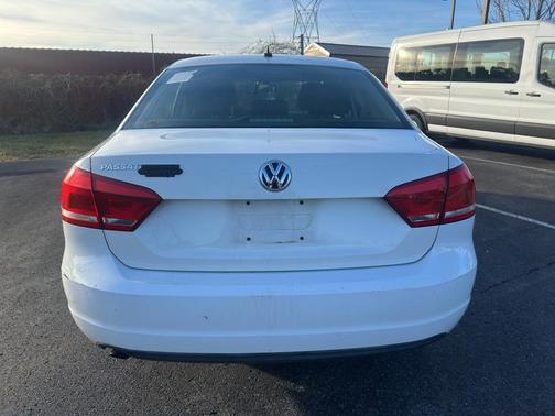 2014 Volkswagen Passat 2.5L S