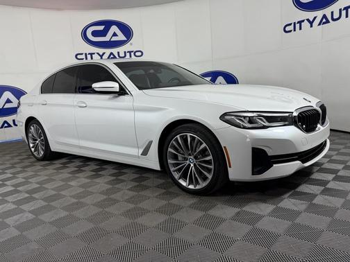 2021 BMW 540 540i