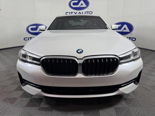 2021 BMW 540 540i