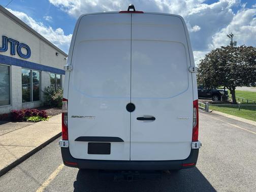 Arctic White 2023 Mercedes-Benz Sprinter 2500 Standard Roof