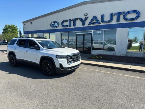 White Frost Tricoat 2022 GMC Acadia AWD AT4