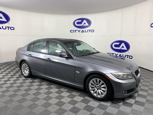 Titanium Silver Metallic 2009 BMW 328 xDrive