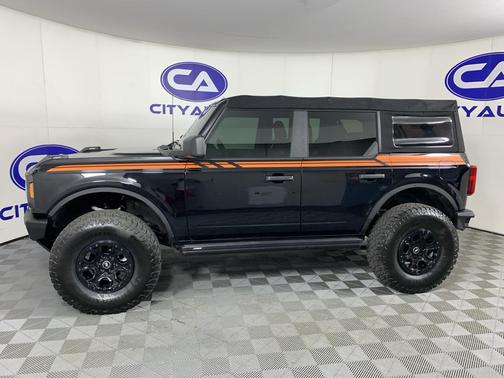 Shadow Black 2022 Ford Bronco