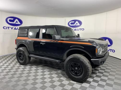 Shadow Black 2022 Ford Bronco
