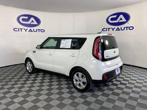 2018 Kia Soul Base
