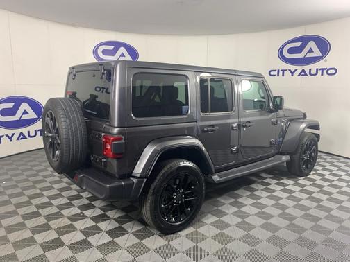 Granite Crystal Metallic Clearcoat 2025 Jeep Wrangler 4xe Sahara
