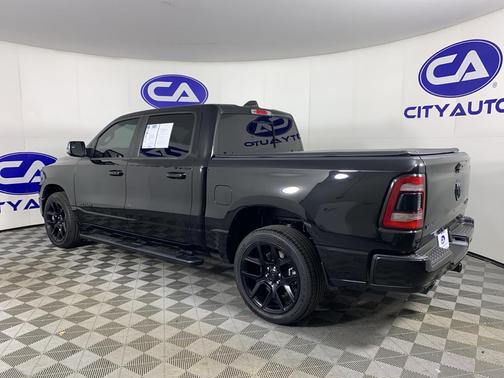 2024 RAM 1500 Laramie