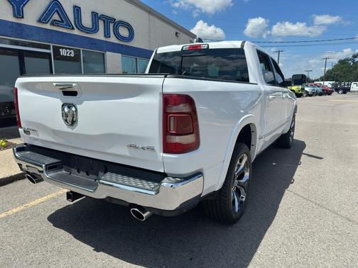 Ivory White Tri-Coat Pearlcoat 2020 RAM 1500 Limited