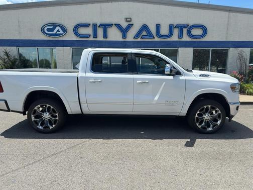 Ivory White Tri-Coat Pearlcoat 2020 RAM 1500 Limited