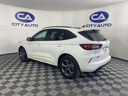 2024 Ford Escape ST-Line Select
