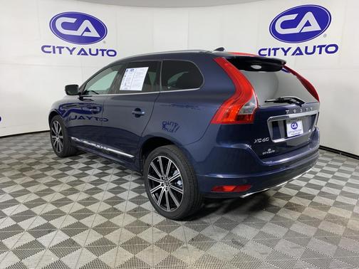 2015 Volvo XC60 T6 Platinum