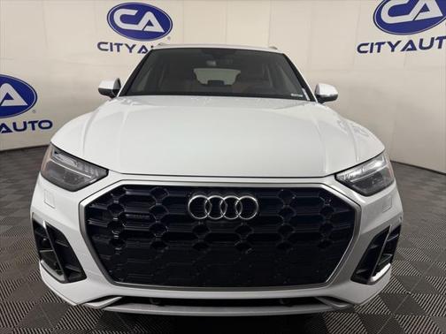 2021 Audi Q5 Prestige 55 TFSI e quattro S tronic