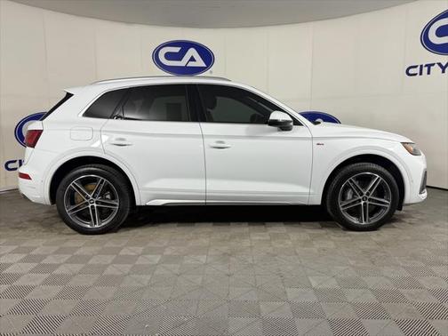 2021 Audi Q5 Prestige 55 TFSI e quattro S tronic