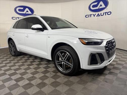 2021 Audi Q5 Prestige 55 TFSI e quattro S tronic