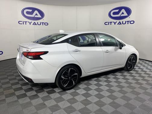 2024 Nissan Versa 1.6 S