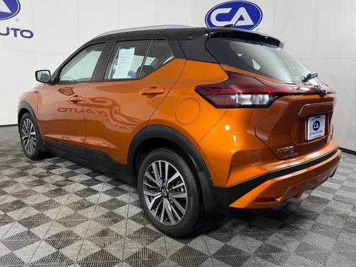 2023 Nissan Kicks SV