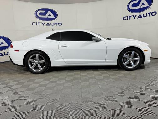 2015 Chevrolet Camaro 2LT
