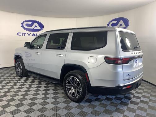 2022 Jeep Wagoneer Series III 4x4