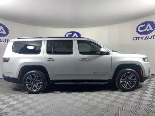 2022 Jeep Wagoneer Series III 4x4