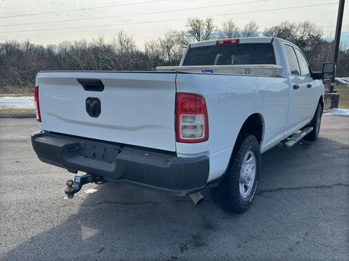 2023 RAM 2500 Tradesman Crew Cab 4x2 8' Box