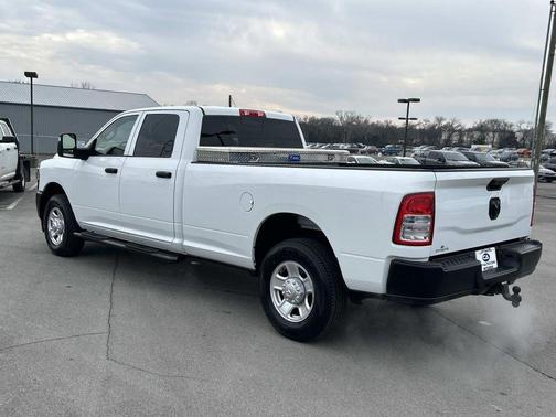 2023 RAM 2500 Tradesman Crew Cab 4x2 8' Box