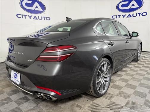 2023 Genesis G70 2.0T AWD