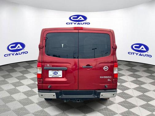 2018 Nissan NV Passenger NV3500 HD SL V8