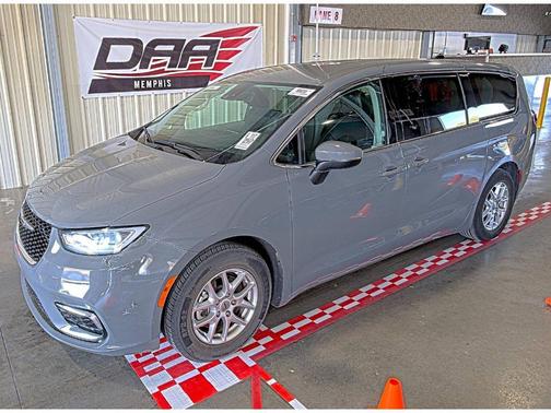 Ceramic Gray Clearcoat 2023 Chrysler Pacifica Touring L