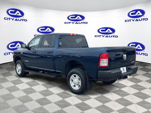 2021 RAM 2500 Tradesman Crew Cab 4x4 6'4' Box